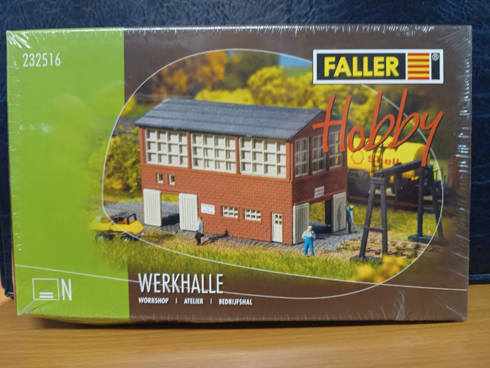 FALLER Kit Edificio In Scala 1:160 - STADSWONING Optik ROTH (Modellino Ferroviario)