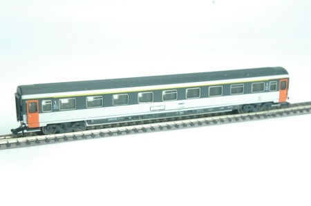 Minitrix 3103 Personenwagen SNCF 1e klasse