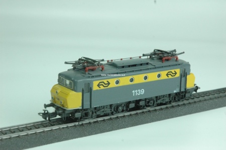Märklin 3324 E-lok NS 1139 botsneus grijs/geel