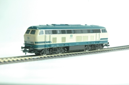 Roco 4151 BR V 215 DB Oceaan/crème