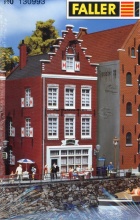 FALLER 130993 Nederlands stadshuis met trapgevel