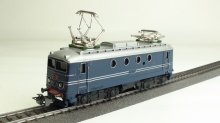 Märklin 3013 E-lok 1100 gebruikt lakschade rijdt en schakelt goed - Img 2