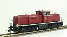 Roco 67874 Diesellok V90 065 DB donkerrrood - Img 1