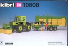 KIBRI 10608 Tractor met aanhanger met hooibalen