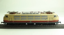 Märklin 3054 E-lok BR 103 creme/rood gebruikt lakbeschadigingen - Img 2
