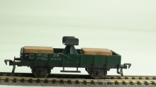Fleischmann 5201 Kraanondersteuningswagen met houtpallets en kraansteun