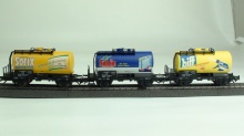 Mârklin 46425 Set van 3 ketelwagens Henkel gebruikt 1 wagren afgebroken treeplank