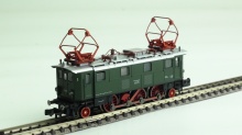 Fleischmann 7370 E-lokBR 32 Deutsche Bundesbahn groen NIEUW OVP - Img 2