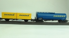 Märklin 47422 Set met container en ketelwagen DANZAS. Hekje ketelwagen gebroken - Img 2