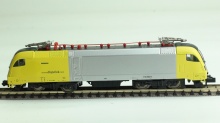 Minitrix 12771 E-lok BR182 geel