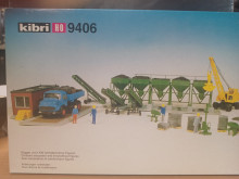 KIBRI 9406 Kolendepot met vrachtwagen en bagger