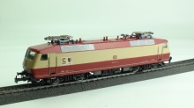 Märklin 3153 E-lok BR 120 DB met logo 100 jaar en Neurenberg netjes gebruikt