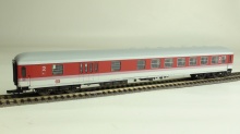 Roco 44789 Personenrijtuig 2e klassem met bagagecompartiment rood/wit DB Exact 1:87