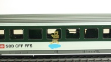 Märklin 4236 Familierijtuig 2e klasse SBB Beer op ruit NIEUW - Img 2