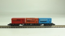 Minitrix 3507 Containerwagen met drie 20' containers SANDVIK