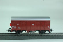 Märklin 4411 Bruin gesloten DB MET SLUITLICHT gebruikt - Img 2
