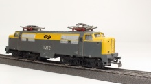 Märklin 3168 NS lok 1212 grijs/geel geringe lakschade - Img 2
