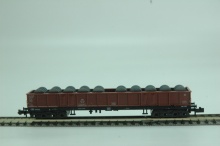 Minitrix 3521 Lange hoge bakwagen beladen met vaten