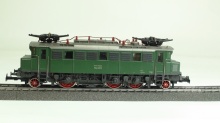 Märklin 3049 E-lok BR 104 van de DB gebruikt