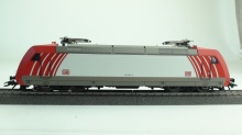 Märklin 34372 Lokomotieven E-lok serie BR101 wit met rode kopzijden DB NIEUW