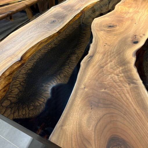 Masa lemn masiv, nuc, insertie rasina epoxidica, 100x200cm, Black Splash