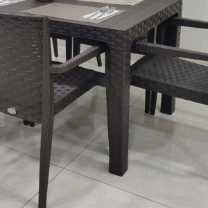 Set mobilier gradina - terasa, masa cu geam 90x90cm si 4 scaune, Ratan Bitter