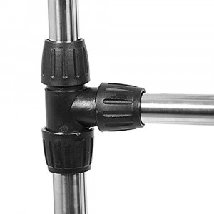 Suport telescopic pentru umerase, pe roti