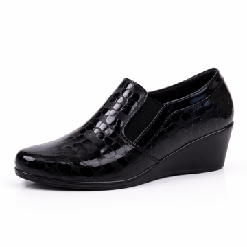Pantofi Cu Platforma Gina Black