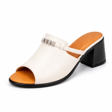 Papuci Piele Naturala Divina Beige