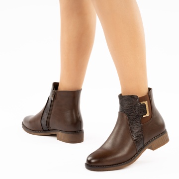 Ghete Stiora Brown