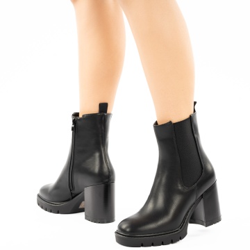 Botine Antoneea Black