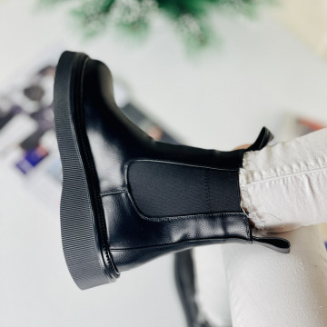 Ghete Dama Imblanite Negre din Piele Ecologica Jenny