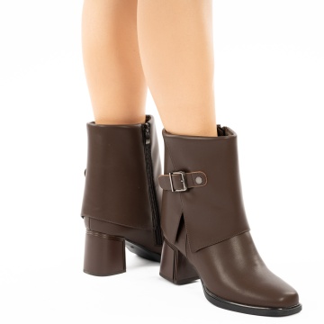 Botine Corey Brown