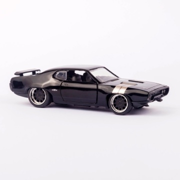 DOM S PLYMOUTH GTX (F F8) (Glossy Black) - ediția nr.25 (Fast&Furious)