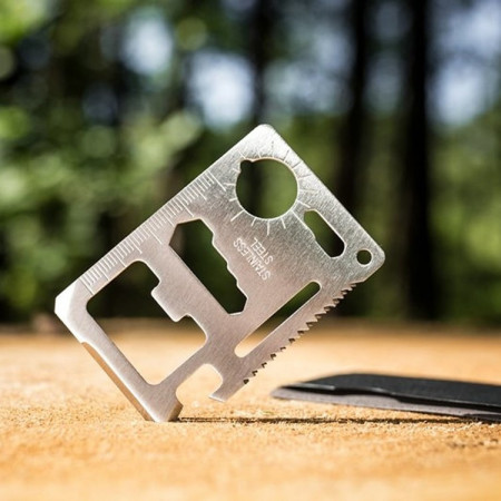 Card multitool