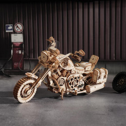 Puzzle 3D lemn Motocicleta la pompa