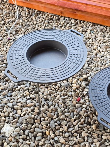 Disc grill din fontă cu picioare - Img 5