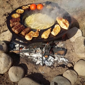 Disc grill din fontă cu picioare - Img 6