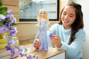 Frozen Elsa Spin & Reveal - Img 2