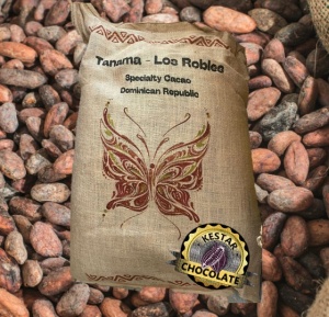 RAW COCOA BEANS - DOMINICAN REPUBLIC Hermanas Mirabal Tanama Los Robles