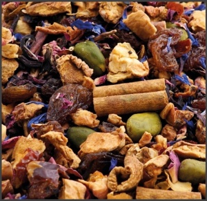 FRUIT TEA - Pistachio Apple Strudel