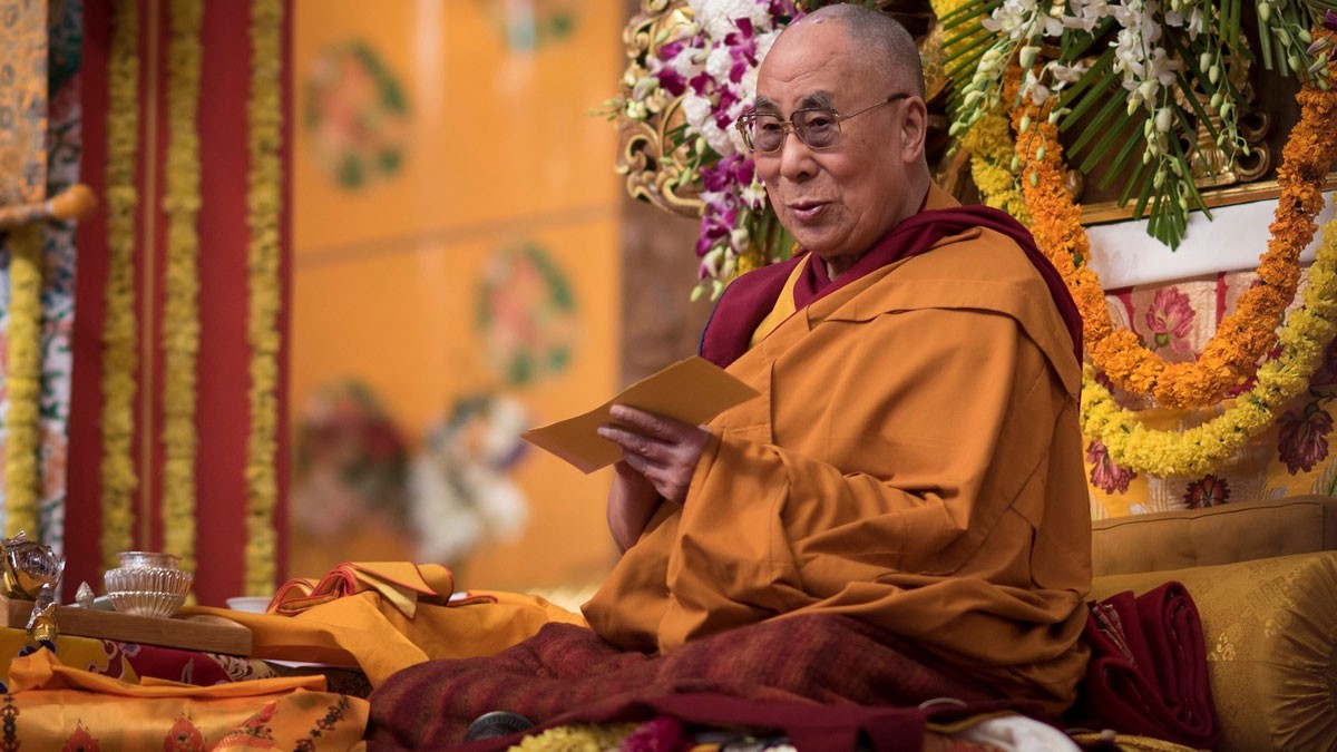 Despre o viață trăită cu sens: Lecții de la Dalai Lama