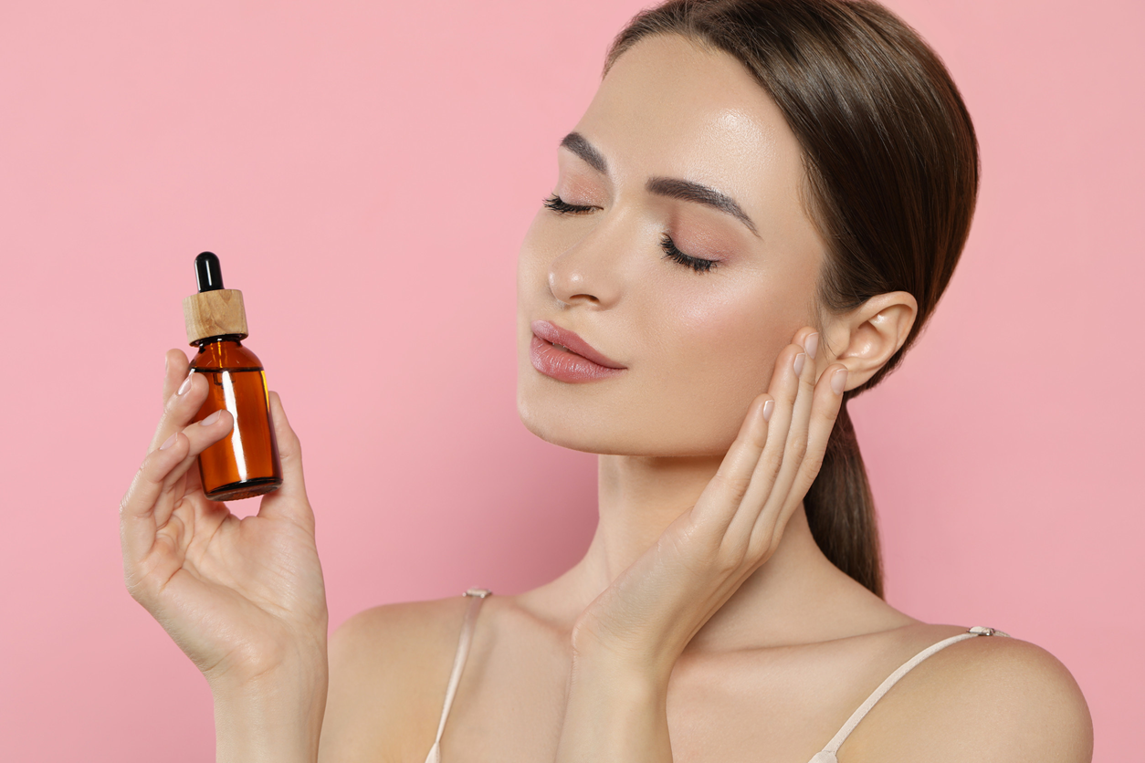 Centella Asiatica în cosmetice: secretul K-Beauty pentru o piele calmă, echilibrată și luminoasă