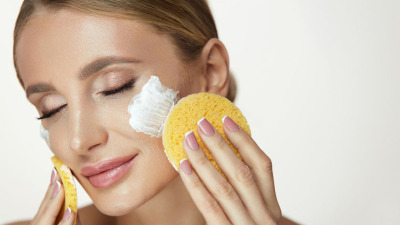 Totul despre tenul gras și seboreic – cauze, îngrijire corectă și produse recomandate