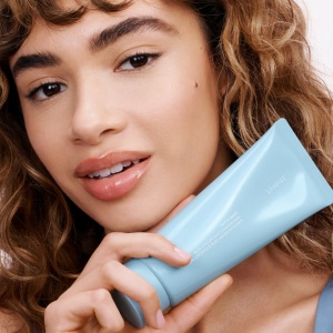 Laneige - Water Bank Blue Hyaluronic Cleansing Foam - Spumă de curățare facială cu acid hyaluronic