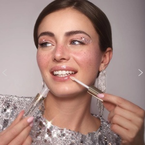 Luciu de buze Eveline Diamond Glow Lip Luminizer 15 Sugar Rush - Img 4