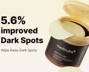 Medicube – Deep Vita C Pad – Dischete cu vitamina C si acid hyaluronic cu efect iluminator si tonifiant