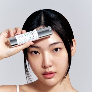 VT Cosmetics - Reedle Shot 100 - Amplificator facial cu micro-ace pentru îmbunătățirea texturii pielii - Img 4