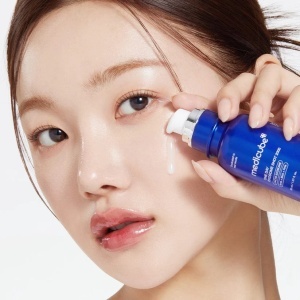 Medicube - One Day Exosome Shot Pore Ampoule 7500 - Ser revitalizant cu microace - Img 4