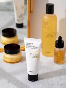 COSRX Full Fit Propolis Honey Overnight Mask – Masca de noapte hranitoare cu propolis si miere - Img 5